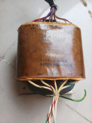 Bán 1  cục biến áp cách ly phe Cco.vào 220v ra100v. Mua bán Đồ chuyên dụng, Giống nuôi trồng tại Quận 8 Tp Hồ Chí Minh được đăng bởi Tran minh