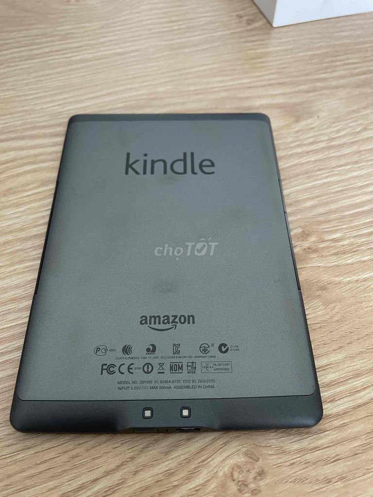 Kindle Basic đời đầu