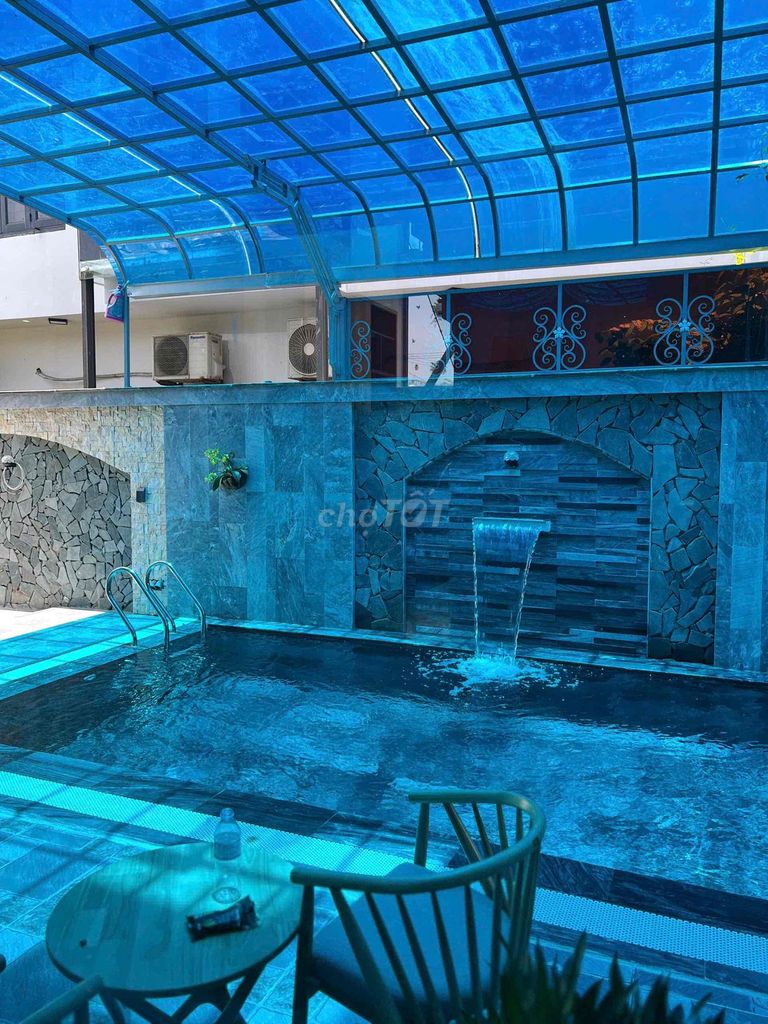 Rent · 5 bd · 300 м² · Quận Ngũ Hành Sơn, ул. Xuân Quỳnh