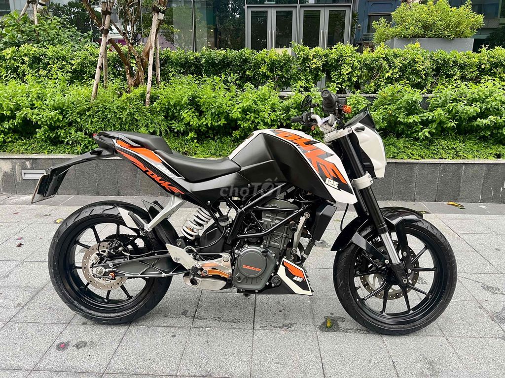 KTM DUKE 125cc 2014 rẻ đẹp. Mua bán Xe máy tại Quận 1 Tp Hồ Chí Minh được đăng bởi Tủn Ca hình 2
