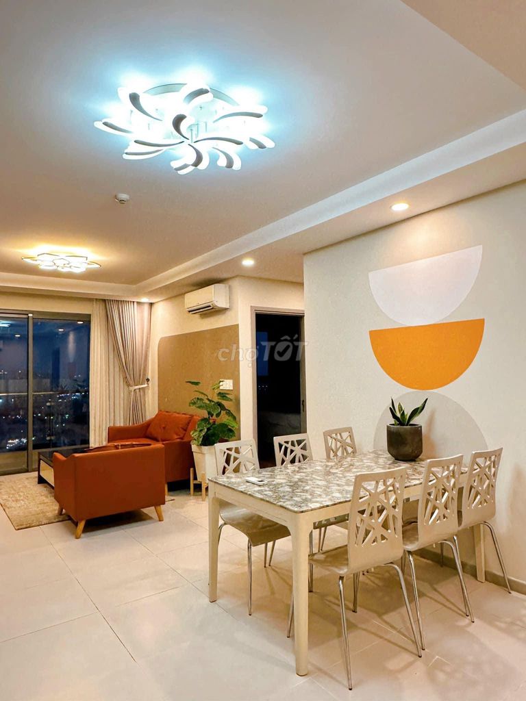 Căn hộ THE GOLDVIEW, 346 Bến Vân Đồn, Phường 1, Quận 4 :