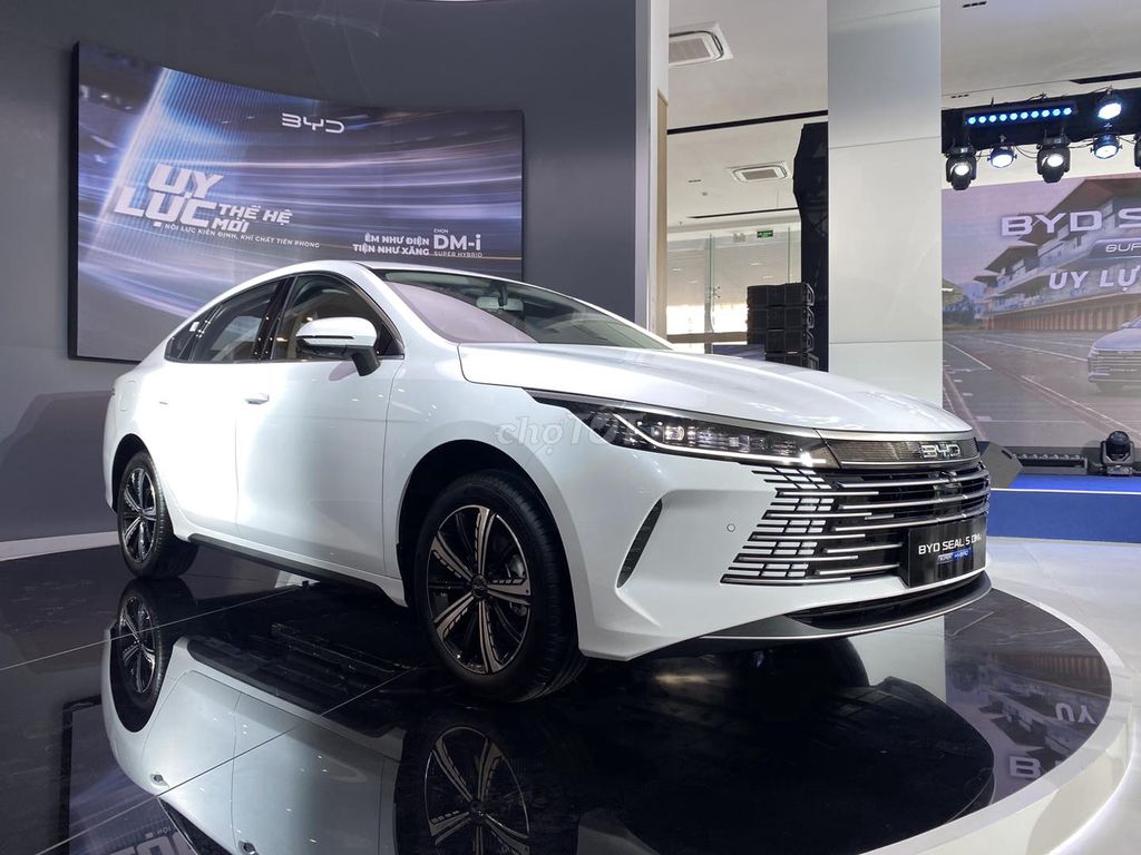 BYD Seal 5 2026 photo 3