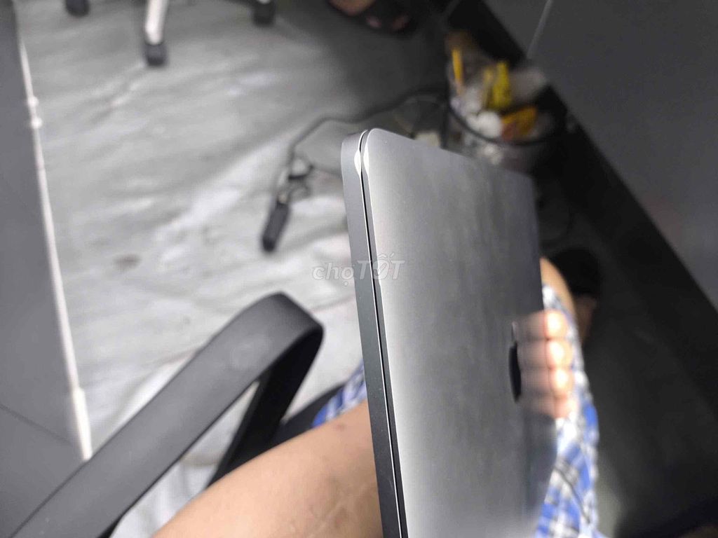 Apple MacBook Pro 2019 i5 16GB/500GB. Mua bán Laptop tại Quận 10 Tp Hồ Chí Minh được đăng bởi Thanh Hằng Nguyễn Thị hình 1