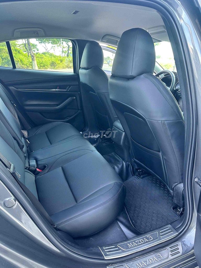 Mazda 3 2019 Fom 2020. Mua bán Ô tô tại Quận Cẩm Lệ Đà Nẵng được đăng bởi Nguyễn Duy hình 10
