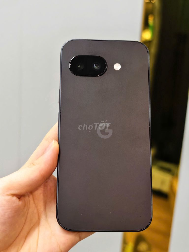 Google Pixel 9a bản quốc tế 128gb màu Đen 98,5%. Mua bán Điện thoại tại Quận Đống Đa Hà Nội được đăng bởi Hiếu Android Shop hình 1