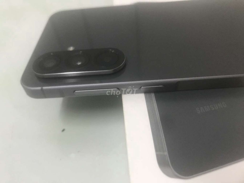 Samsung Galaxy A56 5G 256GB Đen Mới. Mua bán Điện thoại tại Huyện Bình Chánh Tp Hồ Chí Minh được đăng bởi do quan huy hình 1