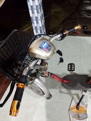Do nhu cầu không sử dụng nên cần bán gấp. Mua bán Xe điện tại Huyện Cái Bè Tiền Giang được đăng bởi Võ thanh tuấn 