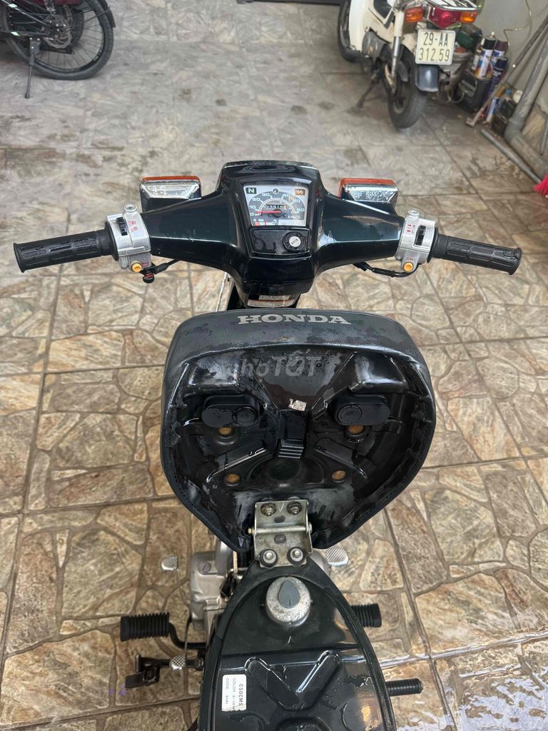 Cup 82/50/96 huyền thoại. Mua bán Xe máy tại Quận Hoàng Mai Hà Nội được đăng bởi trung kien hình 10