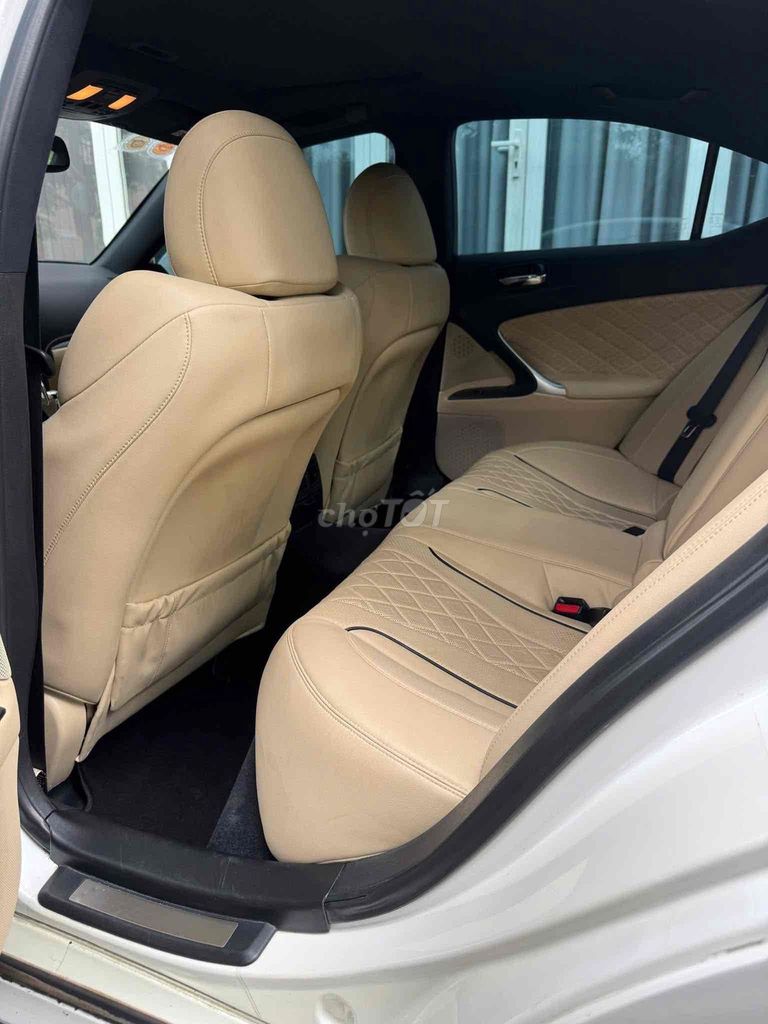 Lexus IS250 2010 Trắng 50000 km. Mua bán Ô tô tại Quận Long Biên Hà Nội được đăng bởi Lâm quốc bảo hình 6