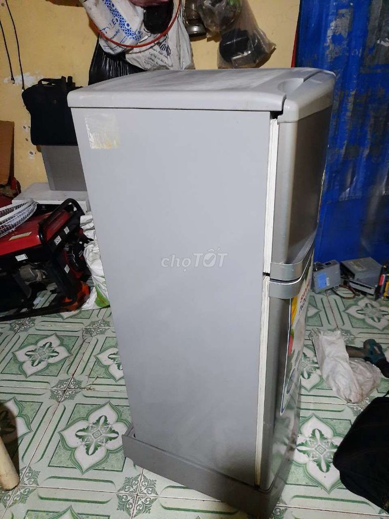 0387551686 - Bán tủ lạnh Sanyo 120L như hình sài ok ace cần lh