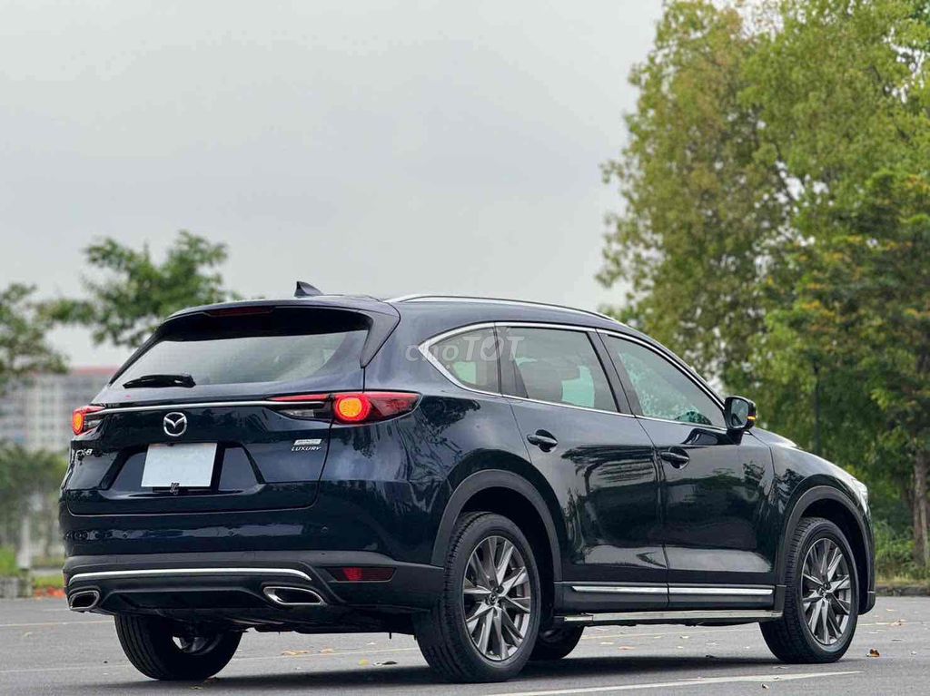 MAZDA CX8 LUXURY ОТЛИЧНОЕ СОСТОЯНИЕ