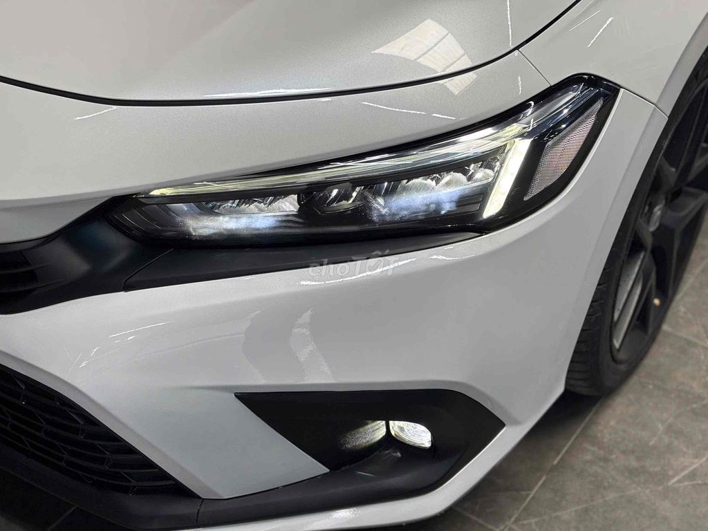 Civic-Rs sx 2023 full lịch sử hãng màu trắng camay. Mua bán Ô tô tại Huyện Hóc Môn Tp Hồ Chí Minh được đăng bởi Kavin tran hình 4