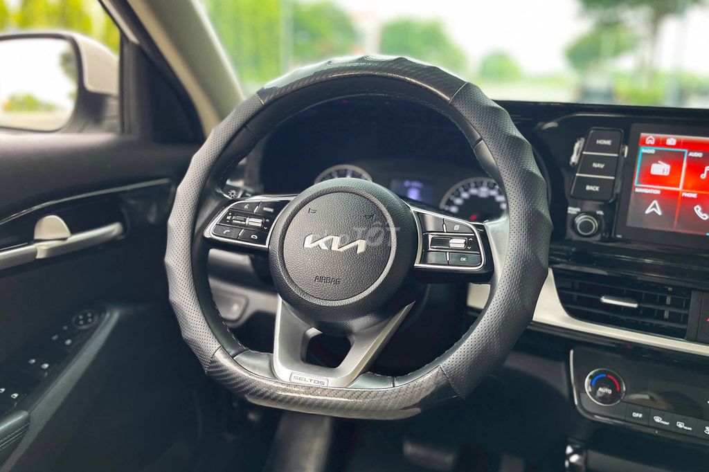Kia Seltos 2022 Luxury 1.4 AT - 50000 km. Mua bán Ô tô tại Thành phố Thủ Đức Tp Hồ Chí Minh được đăng bởi H2T Auto hình 13