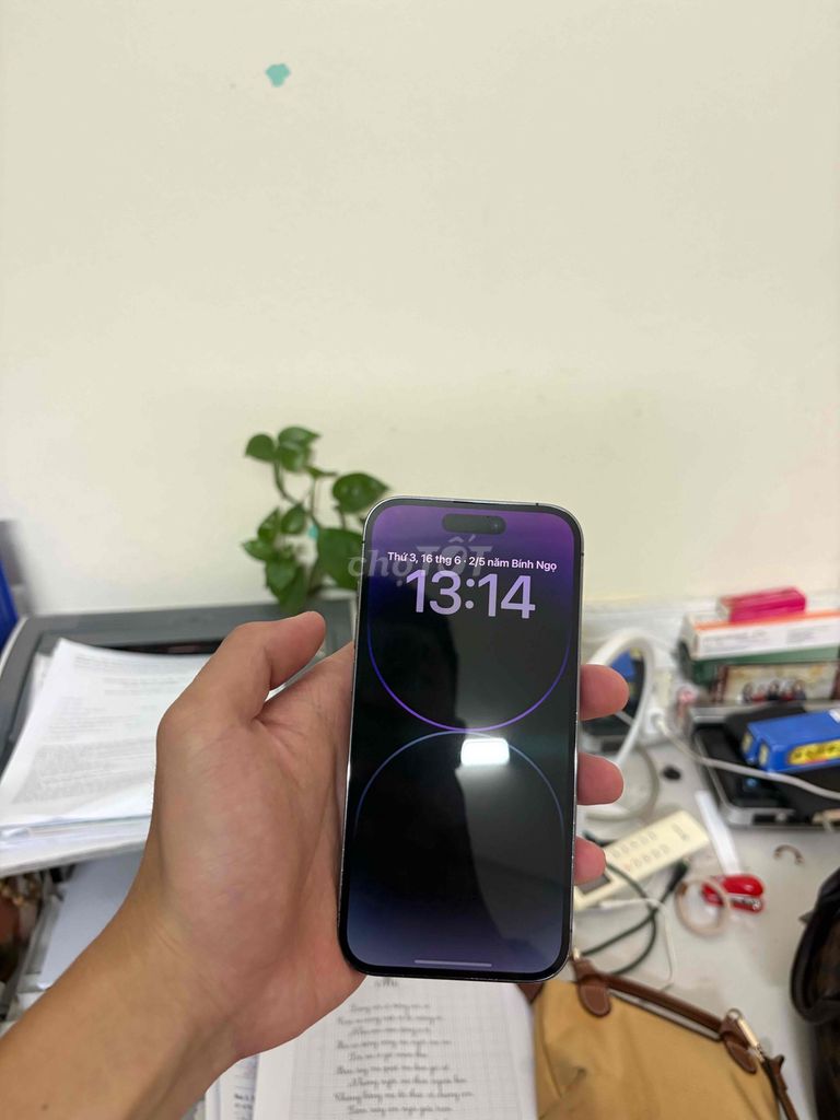 Apple iPhone 14 Pro 128GB Tím. Mua bán Điện thoại tại Quận Hoàng Mai Hà Nội được đăng bởi Mạnh Dũng Android hình 1