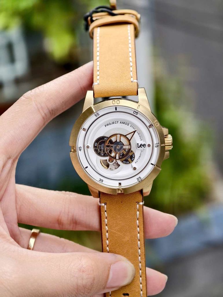 Đồng hồ Lee Automatic 43mm Nâu Kính khoáng. Mua bán Đồng hồ tại Quận Hải Châu Đà Nẵng được đăng bởi Đồng Hồ 2hand Chính Hãng hình 1