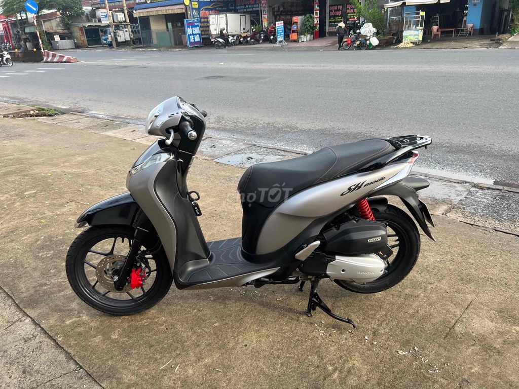 SH mode 2018 bản đặc biệt chính chủ 60 có trả góp. Mua bán Xe máy tại Huyện Trảng Bom Đồng Nai được đăng bởi cửa hàng xe máy Trần Sơn  hình 4