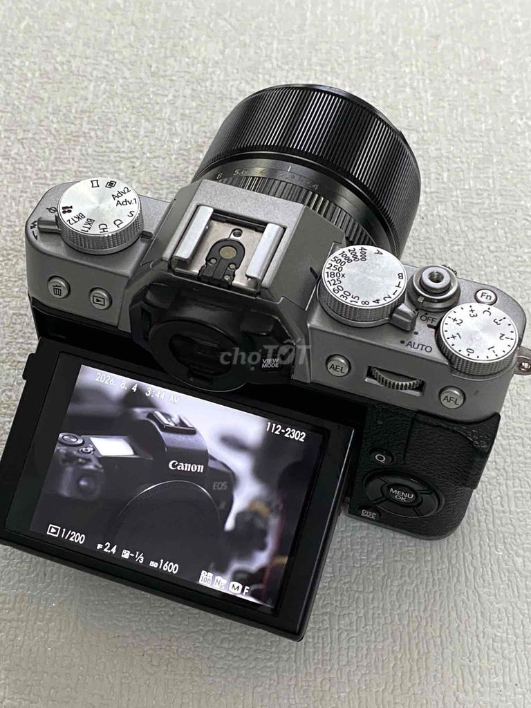 Máy ảnh Fujifilm X-T20 Bạc, Đen đã qua sử dụng. Mua bán Máy ảnh, Máy quay tại undefined undefined được đăng bởi Quế Art Camera Store hình 1