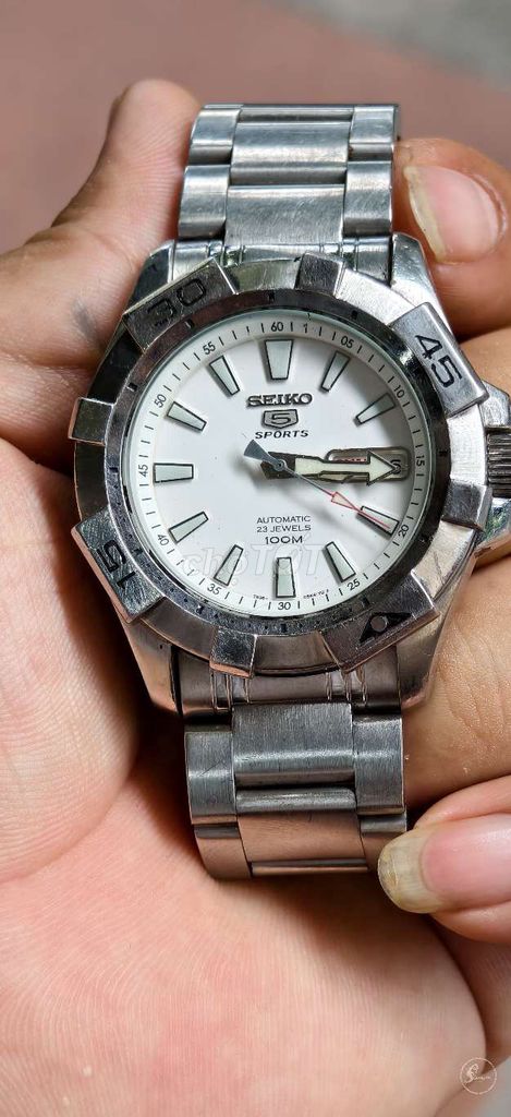 Đồng hồ Seiko Sports Thép không gỉ Bạc. Mua bán Đồng hồ tại Huyện Thanh Trì Hà Nội được đăng bởi Đồng hồ 2hand Giang còi  hình 1