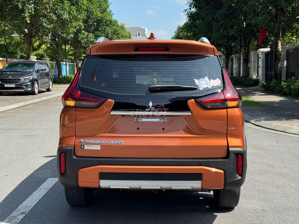 Mitsubishi Xpander Cross 2022 màu cam. Mua bán Ô tô tại Quận Long Biên Hà Nội được đăng bởi PHÚC LÂM  AUTO hình 2