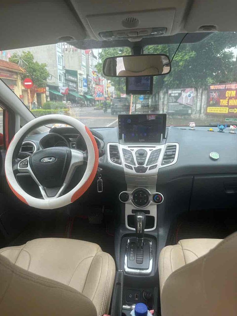 bán ford fista sx 2012 số tự động, như mới. Mua bán Ô tô tại Huyện Hoài Đức Hà Nội được đăng bởi Đức Giang hình 3