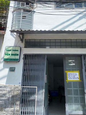 bánh tráng Yến Nhân 