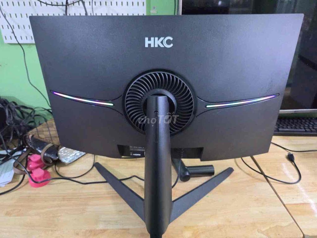 Màn hình cong HKC MG32K2Q 32 inch 2K 144Hz. Mua bán Phụ kiện (Màn hình, Chuột...) tại Quận Cái Răng Cần Thơ được đăng bởi GAMESTORE 1992 hình 1