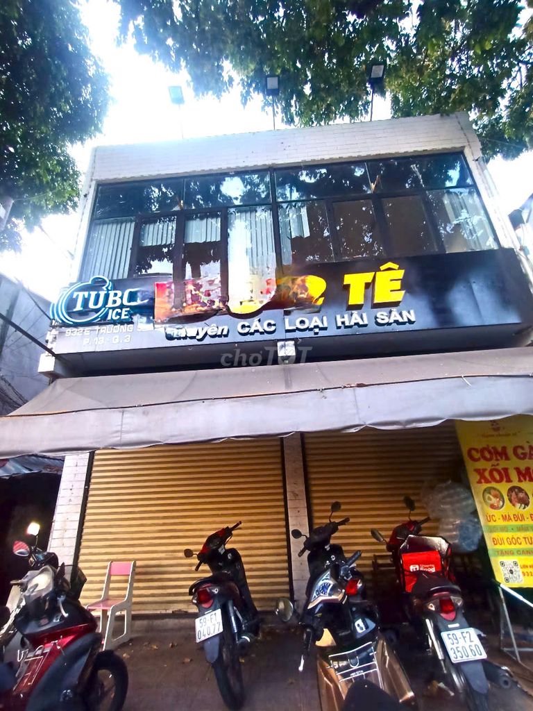 Cho thuê 932E Trường Sa, Phường 13, Quận 3