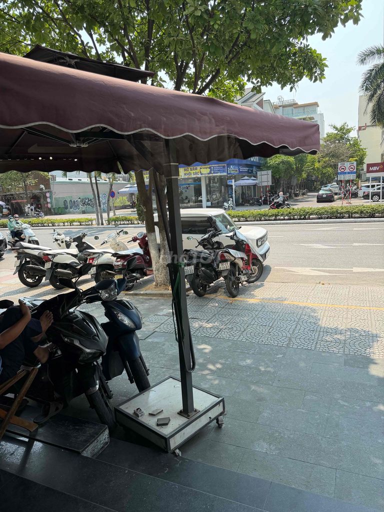 Dù màu Nâu. Mua bán Nội thất, đồ gia dụng khác tại Quận Hải Châu Đà Nẵng được đăng bởi PHẠM THỊ THANH TÂM hình 1