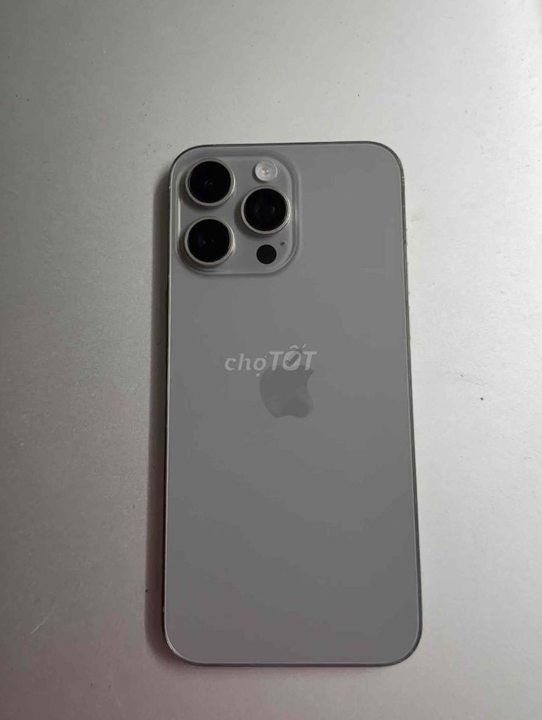 dư máy 15 pro max 512g pin 100% cần bán. Mua bán Điện thoại tại Quận 4 Tp Hồ Chí Minh được đăng bởi Min hình 1