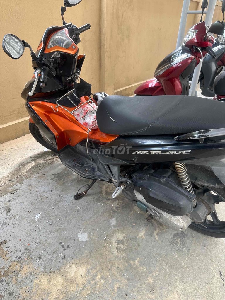 Honda Air Blade 2013 оранжево-черный Дананг