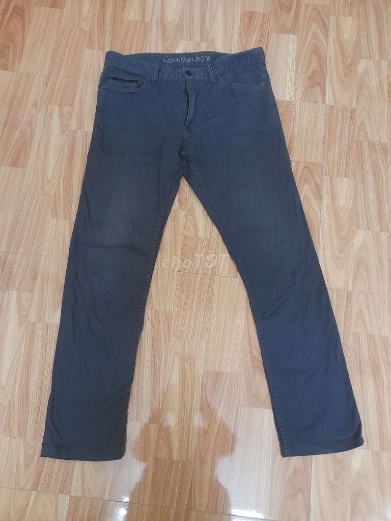 CK jean size 33