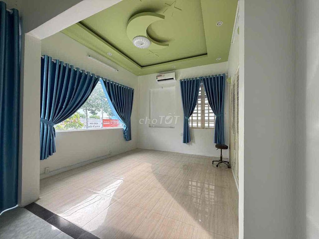 Cho thuê nhà mới 95% Ngay trung tâm Phường Phú Lợi