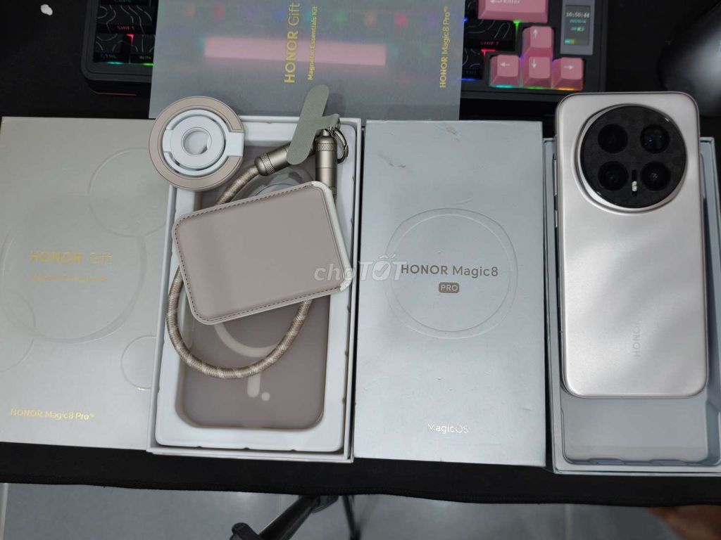 Honor Magic 8 Pro 16GB/512GB Bạc Như mới. Mua bán Điện thoại tại Quận Hải Châu Đà Nẵng được đăng bởi phuc nguyen hình 1