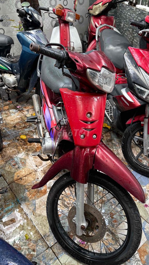 Honda Wave 110 красный, чистый, красивый, тихий мотор, готов к езде