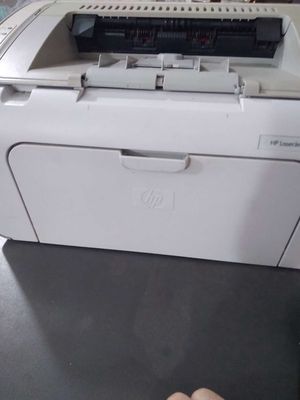 Máy in hp 1005/ 1006 giá rẻ. Mua bán Đồ dùng văn phòng tại Quận Thanh Xuân Hà Nội được đăng bởi Nguyễn Quỳnh