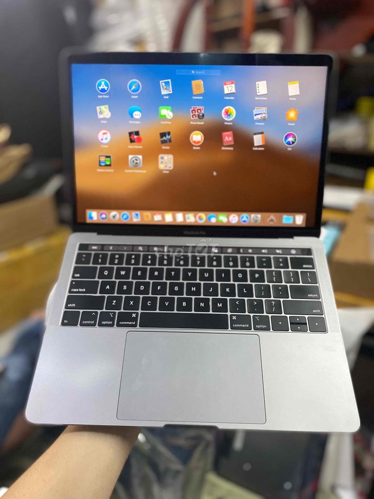 Macbook Pro 2019 i5/8/256 Retina 2k