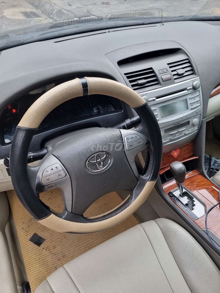 Toyota Camry 2010 2.4G - 170000 km