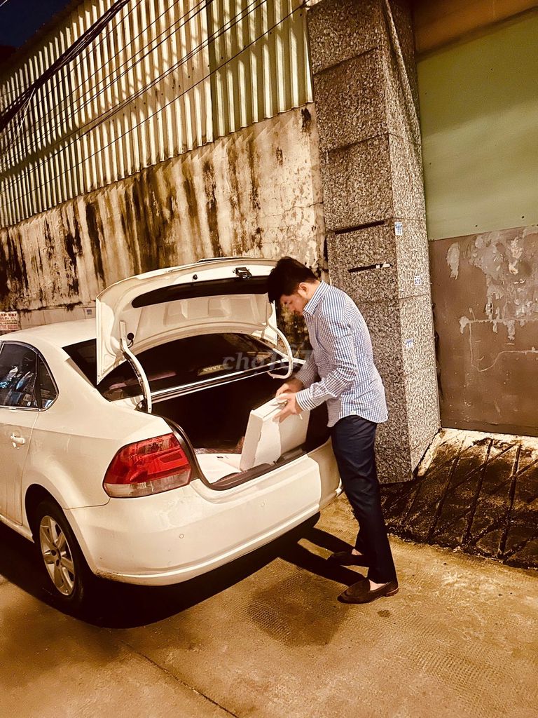 Volkswagen Polo 1.6 Sedan 2015 Trắng. Mua bán Ô tô tại Huyện Hóc Môn Tp Hồ Chí Minh được đăng bởi H  o  à    L  a  n  d hình 2