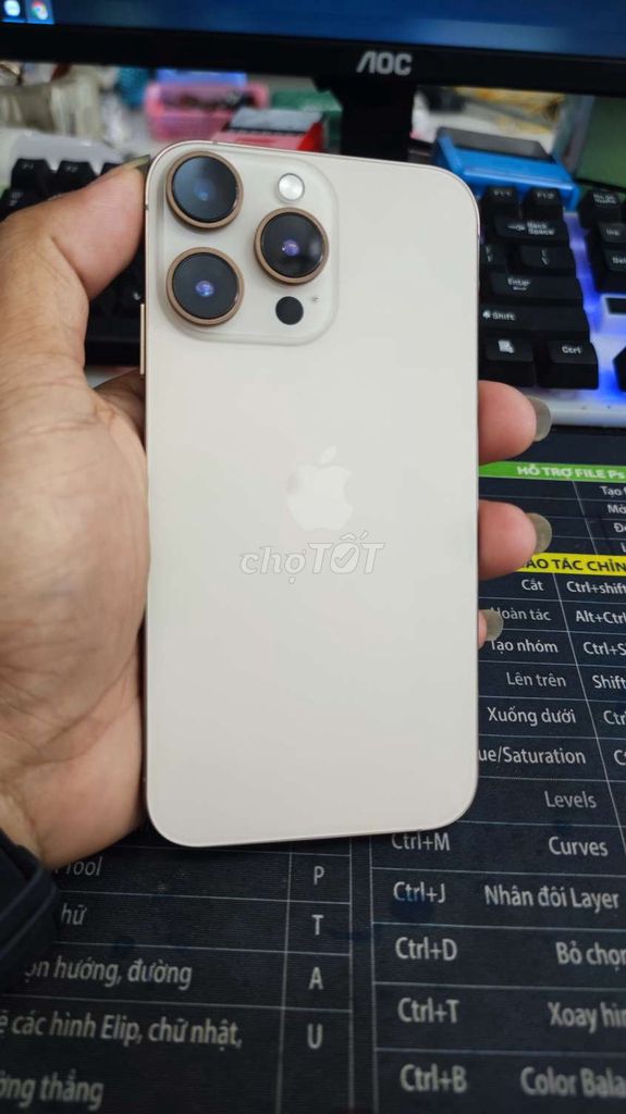 Apple iPhone XR 128GB Vàng. Mua bán Điện thoại tại Quận Ninh Kiều Cần Thơ được đăng bởi Phi trần hình 1