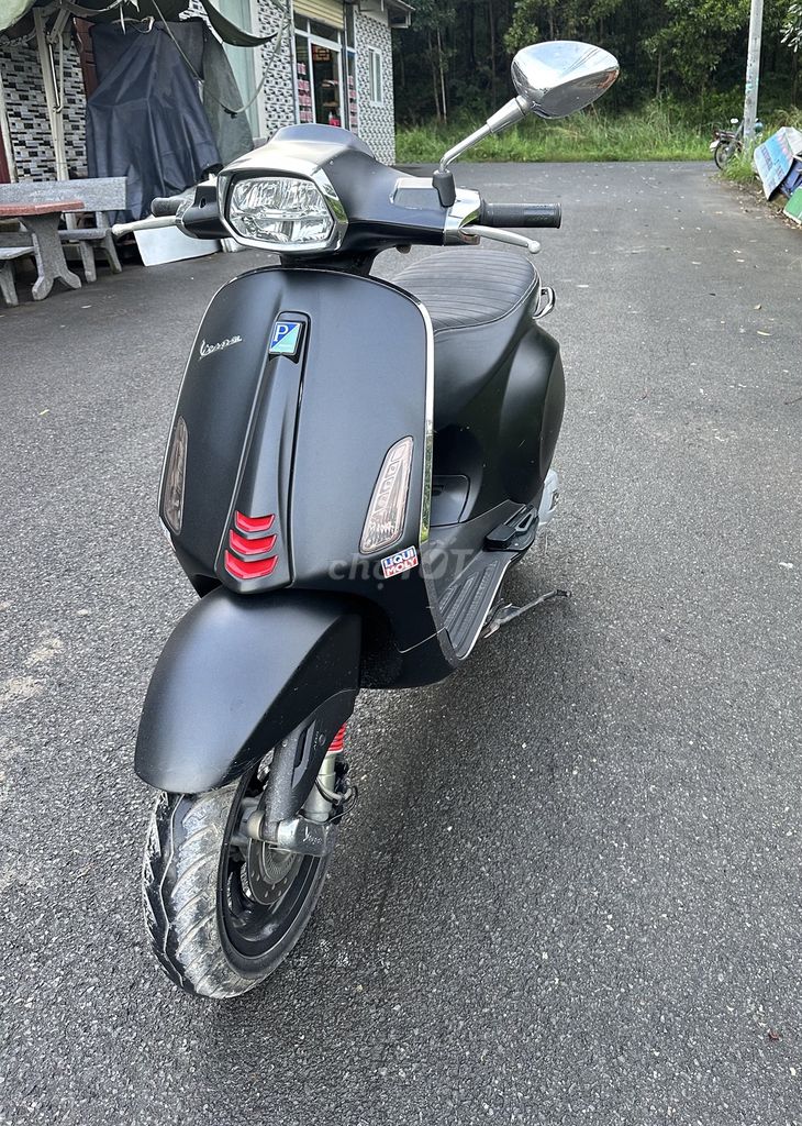 Piaggio Vespa Sprint 2020 Đen 18000 km. Mua bán Xe máy tại Thành phố Biên Hòa Đồng Nai được đăng bởi Duy Tran hình 2