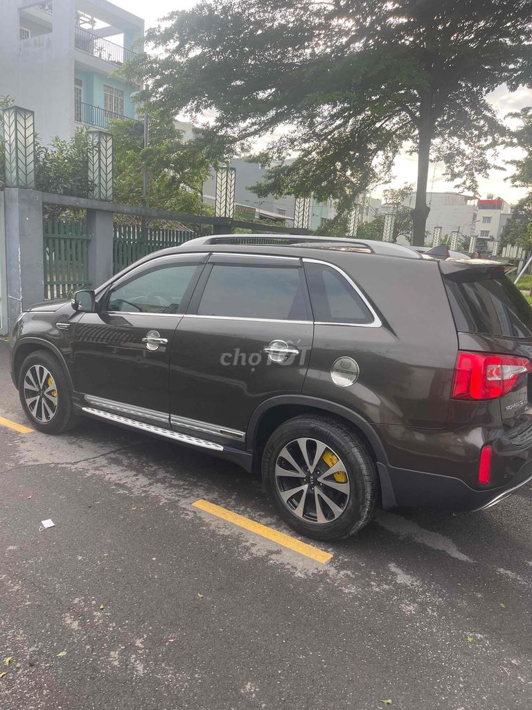 Kia Sorento 2016 2WD 2.4 GAT - 115000 km. Mua bán Ô tô tại Quận 8 Tp Hồ Chí Minh được đăng bởi Toàn  hình 4