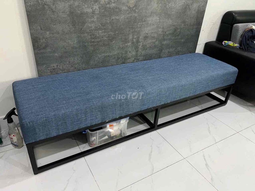 Băng ghế dài khung sắt nệm Xanh 1.8m. Mua bán Bàn ghế tại Thành phố Thủ Đức Tp Hồ Chí Minh được đăng bởi Chuong Van hình 1