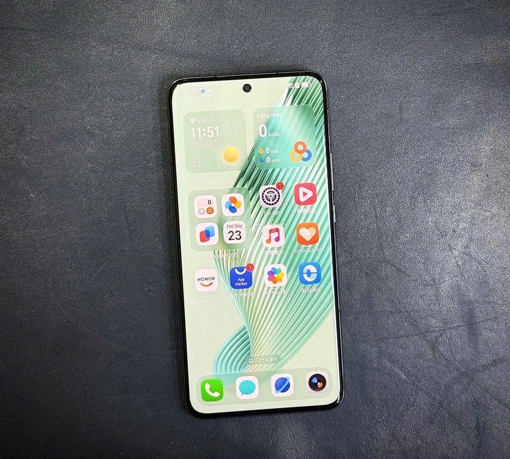 Honor Magic 5 Nội địa 12/256 đen như tin đăng gl. Mua bán Điện thoại tại Quận 3 Tp Hồ Chí Minh được đăng bởi T83 hình 1