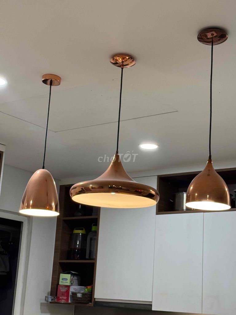 Đèn thả trần Đồng Kim loại Hiện đại. Mua bán Đèn tại Thành phố Thủ Đức Tp Hồ Chí Minh được đăng bởi Ms. Phương hình 1