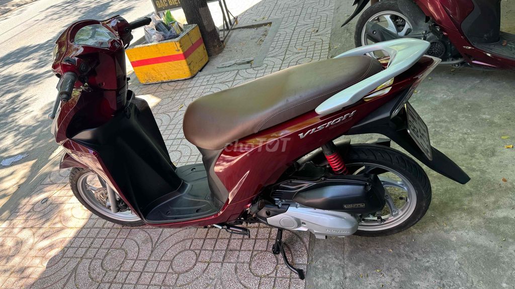 HONDA VISION 2017 gtdd (cccd chủ). Mua bán Xe máy tại Huyện Bình Chánh Tp Hồ Chí Minh được đăng bởi nguyễn Hồng chuyên xe máy cũ  hình 4