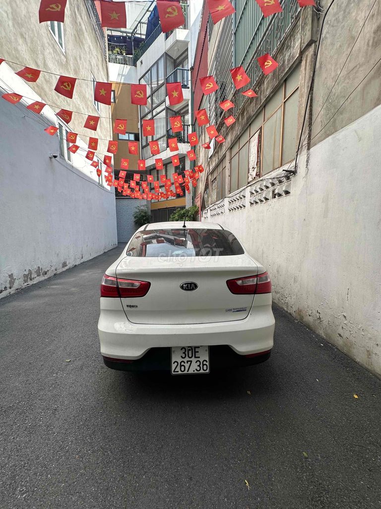 Kia Rio 2015 1.4 AT Sedan - 87000 km. Mua bán Ô tô tại Quận Long Biên Hà Nội được đăng bởi Nguyễn Hưng hình 3