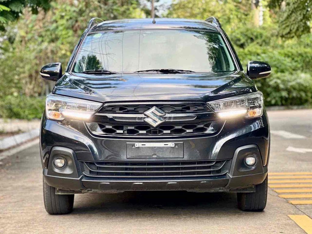 Suzuki XL7 1.5 AT Hybrid 2026 почти новый