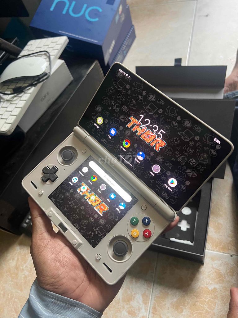 Máy chơi game cầm tay AYN Thor Max 16GB/1TB. Mua bán Thiết bị chơi game tại Quận 8 Tp Hồ Chí Minh được đăng bởi Huỳnh Ngọc Thái  hình 1