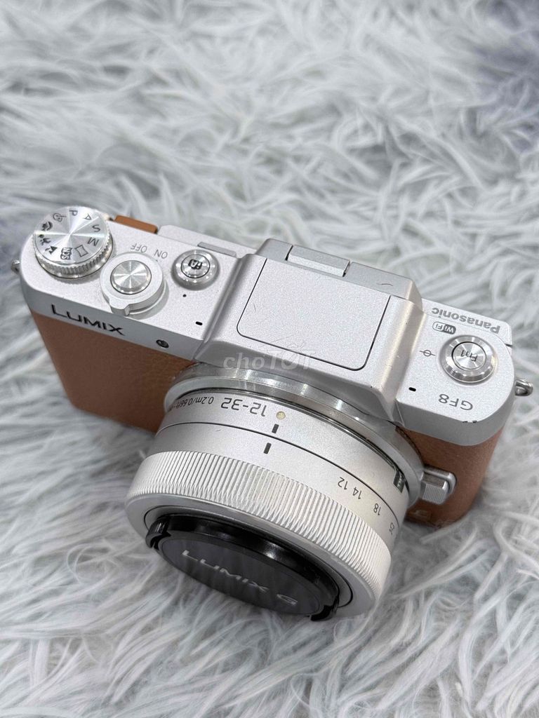 Máy ảnh Lumix GF8 12-35mm Bạc, Nâu. Mua bán Máy ảnh, Máy quay tại Quận 5 Tp Hồ Chí Minh được đăng bởi Kim Ngân hình 1