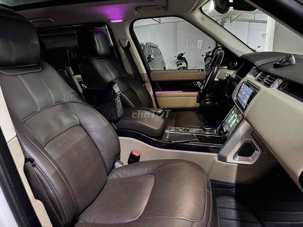 LandRover Range Rover Vouge 3,0 2019 - 50000 km. Mua bán Ô tô tại Quận Cầu Giấy Hà Nội được đăng bởi Lê Như Hiếu hình 9